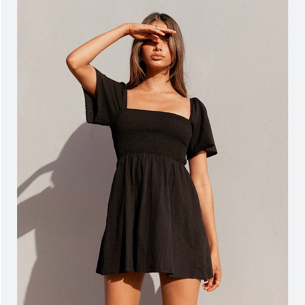 NWOT Princess Polly Black “Summer Nights” Short Sleeve Linen Mini Dress